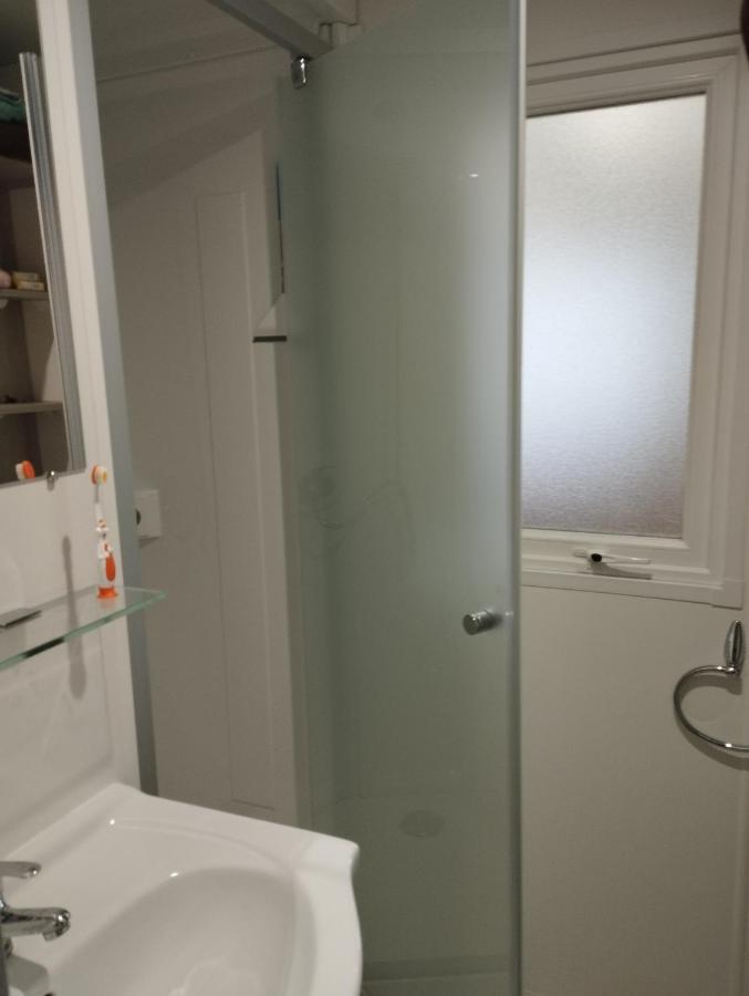Mobil-Home Tout Confort A 300M De L'Ocean サン・ブルヴァン・レ・パン エクステリア 写真