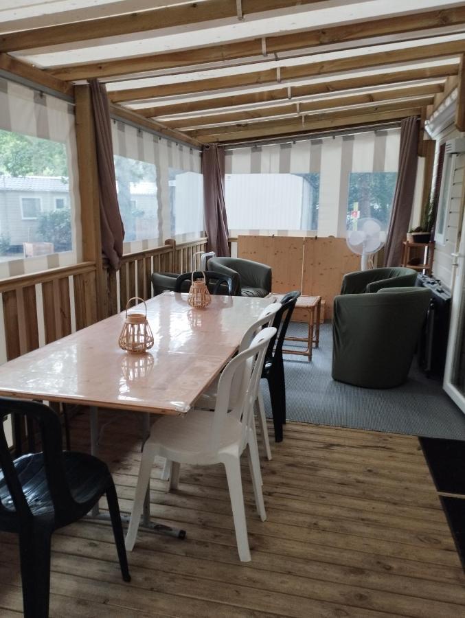Mobil-Home Tout Confort A 300M De L'Ocean サン・ブルヴァン・レ・パン エクステリア 写真